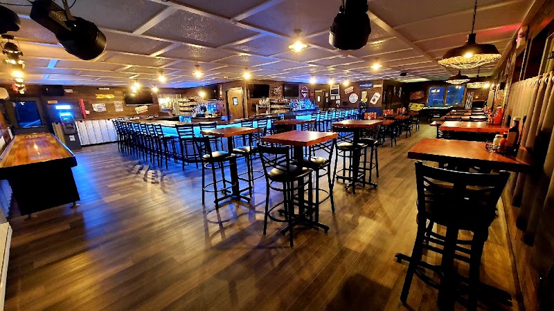 SideStreet Bar & Grill