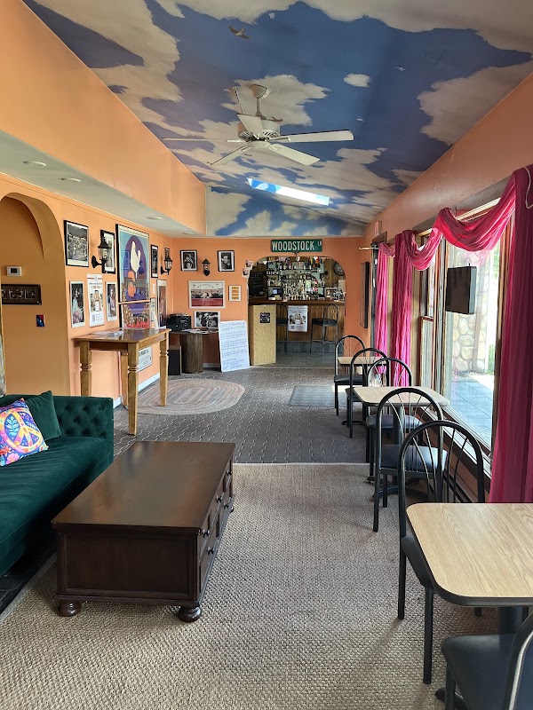 The Woodstock Way Groovy Eatery