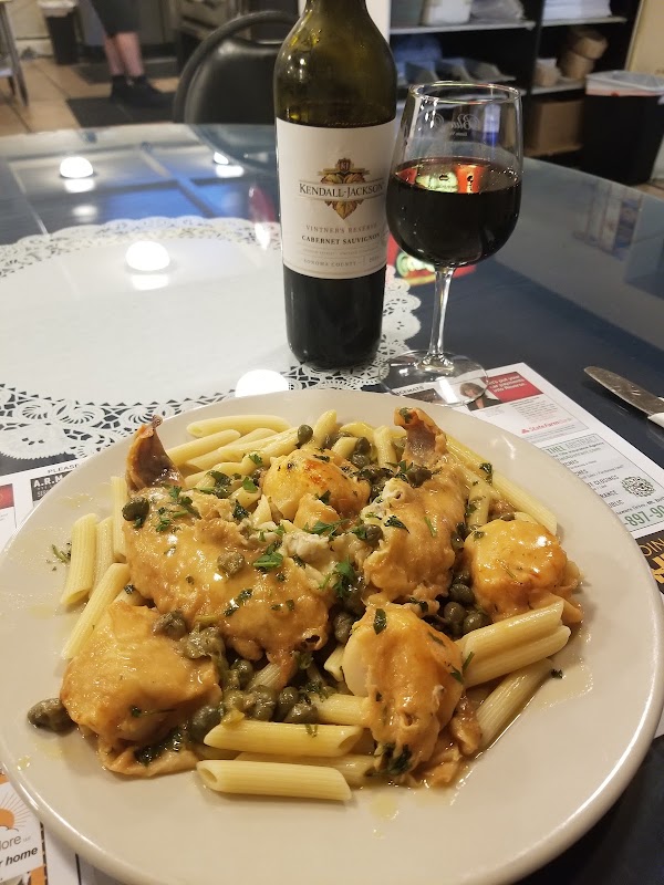 Johnnie's Restaurant & Pizza