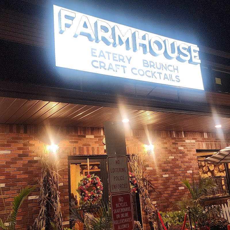 Farmhouse Blakeslee