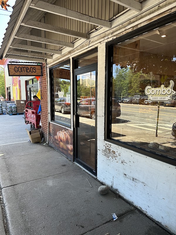 Gombo's Heimishe Bakery